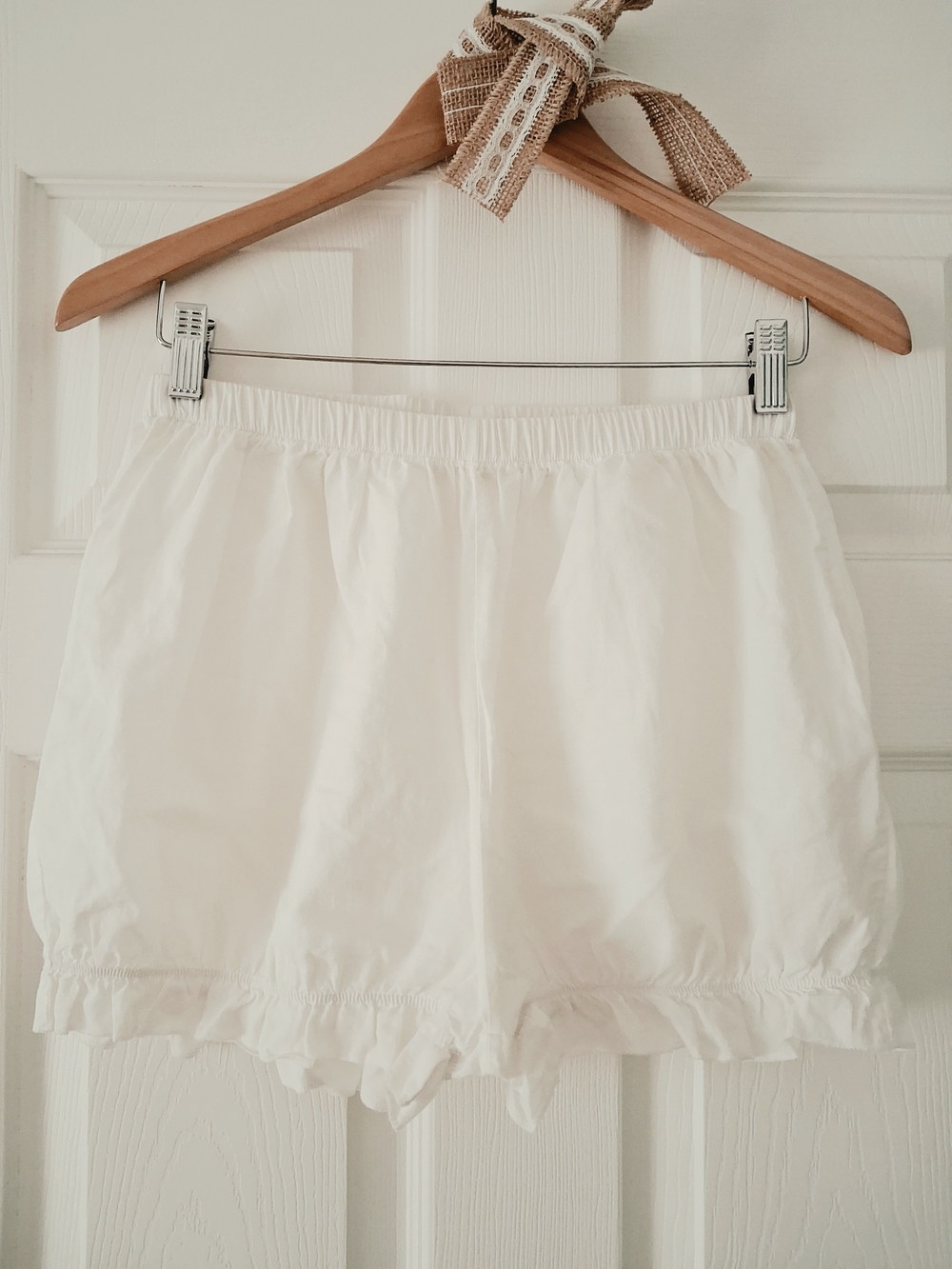 Sonderhaus Romeo Soft Winter White Ruffled Boho Minimalist Bloomer Sleep Shorts